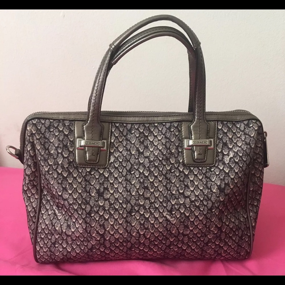 NWOT Coach Peyton Taylor Snake Prnt Satchel F26037